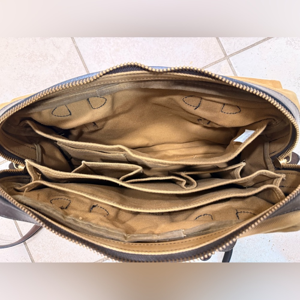 Filson 257 - Computer Briefcase - Picture 8 of 10